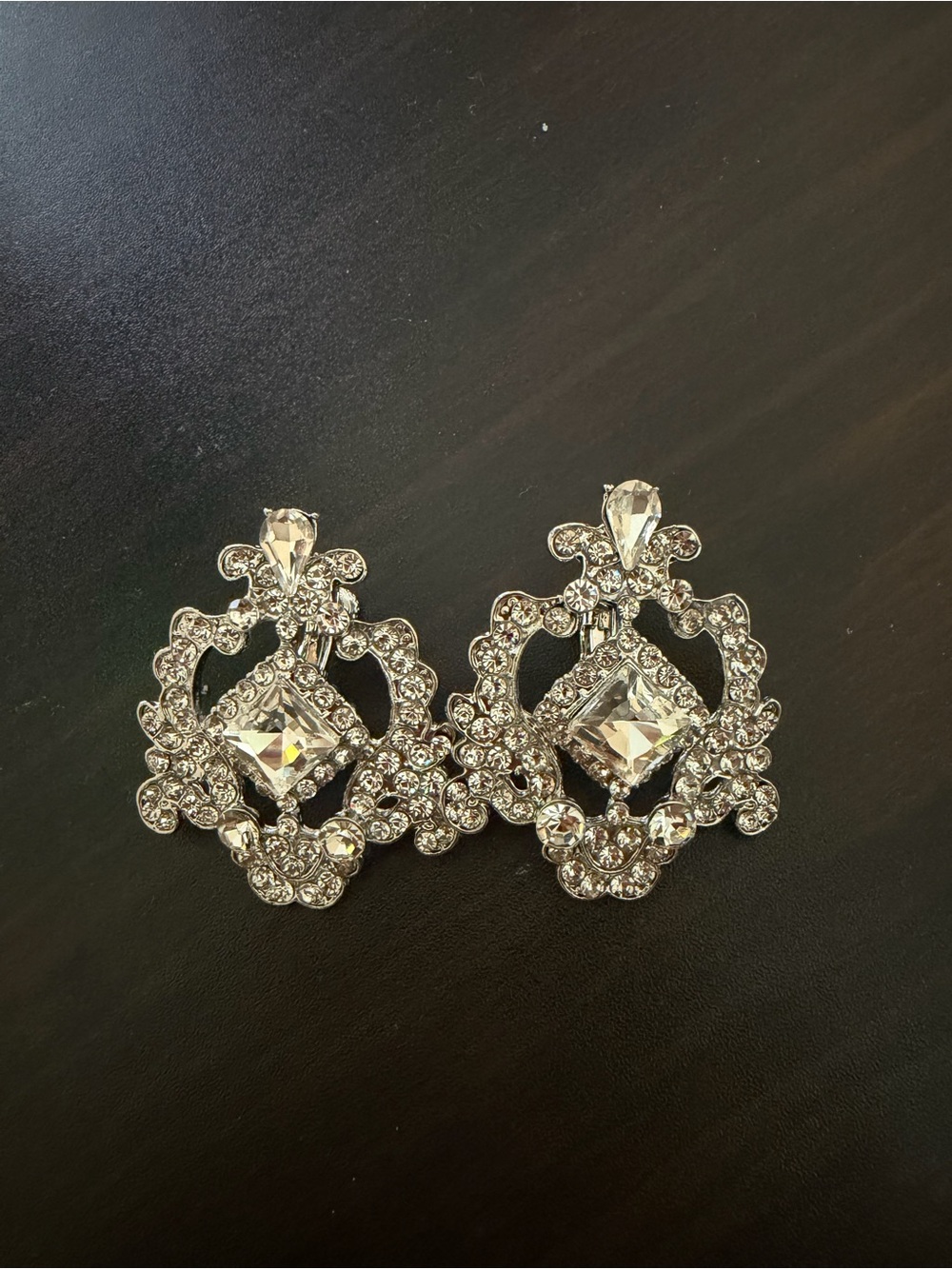 Sparkling Silver Crystal Vintage-Style Drop Earrings